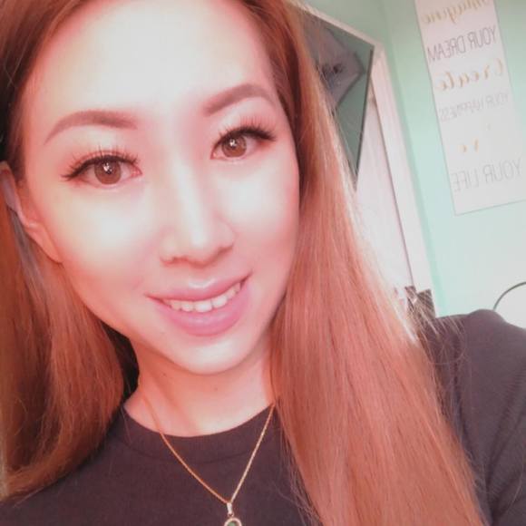 Meet your Posher, Tina - Picture 1 of 1